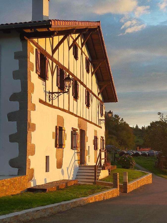 Saskarate Villa Asteasu Dış mekan fotoğraf