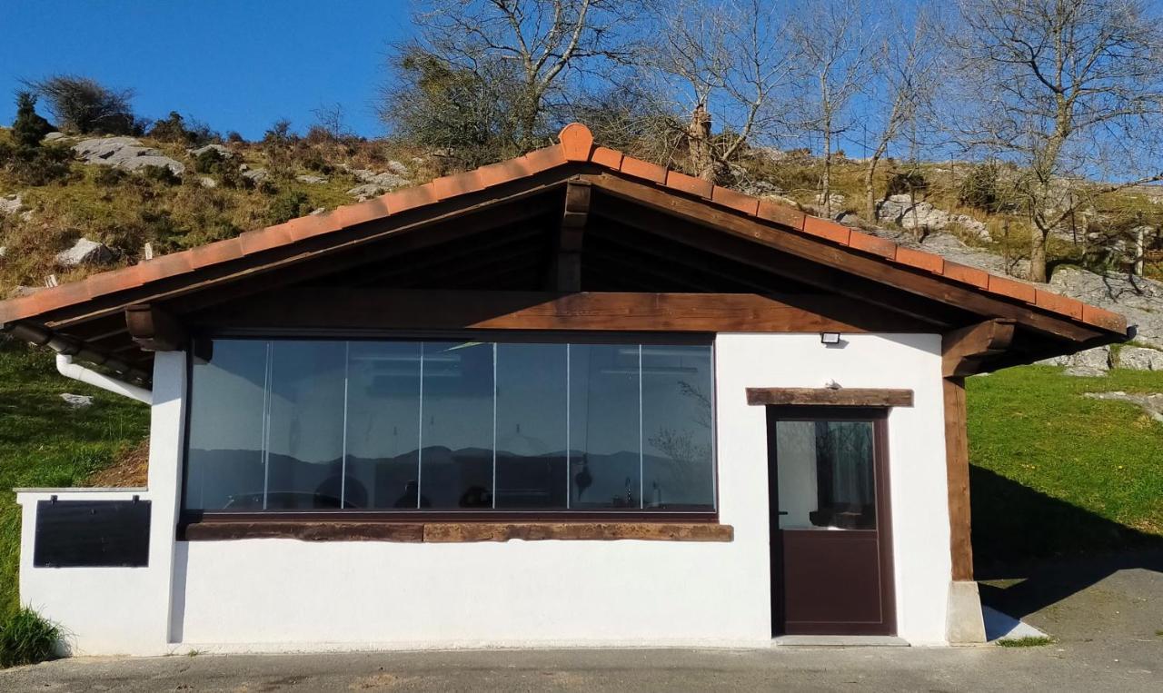Saskarate Villa Asteasu Dış mekan fotoğraf